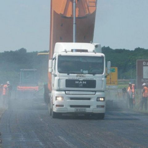 Obnova kolnika državnih cesta na području TI Osijek, državna cesta DC7, obilazak Đakovo; I=7,45km (24.04.2015. - 27.10.2015.)